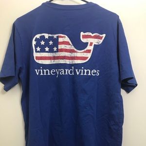 Men’s Medium Vineyard Vines T Shirt